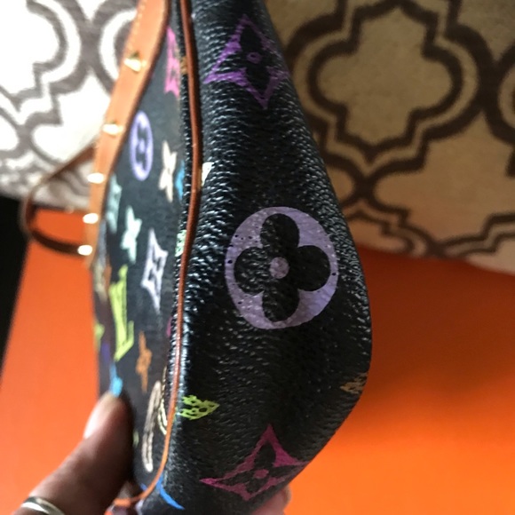 Louis Vuitton Pochette - Picture 5 of 8